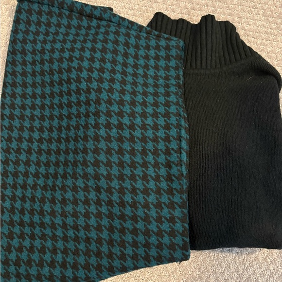 LOFT Teal and Black Houndstooth Skirt, Gap Sweater - Picture 3 of 5